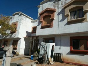 Casa en Venta en La Muralla Nogales