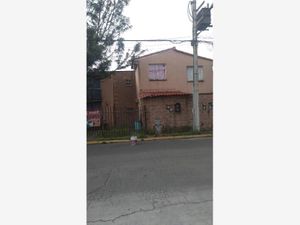 Casa en Venta en HACIENDA LAS PALMAS Ixtapaluca