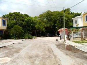 Casa en Venta en El Peten Benito Juárez