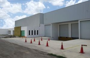 Bodegas en renta en Corredor Industrial MID - UMAN