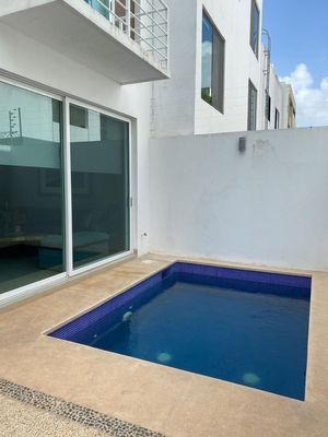 Casa de 3 recámaras en renta Huayacan, Cancún