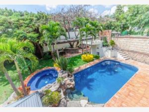 Casa en Venta en San Jerónimo Ahuatepec Cuernavaca