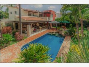 Casa en Venta en San Jerónimo Ahuatepec Cuernavaca