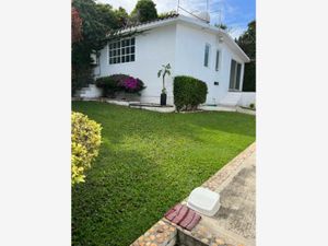 Casa en Venta en Burgos Temixco