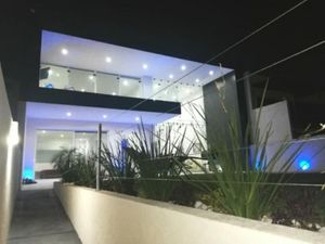 Casa en Venta en Burgos Bugambilias Temixco