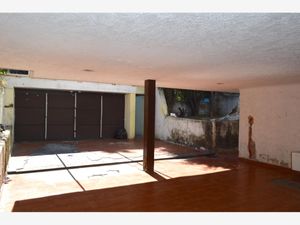 Terreno en Venta en Jardines del Bosque Norte Guadalajara