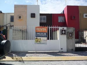 Casa en renta en Cerrada San Felipe 1902 17, SAN ISIDRO CASTILLOTLA, Puebla,  Puebla, 72498.