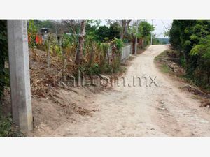 Terreno en Venta en INFONAVIT Las Granjas Tuxpan