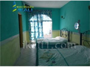 Edificio en Venta en Candido Aguilar Tecolutla