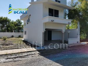 Casa en Venta en La Calzada Tuxpan