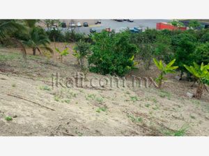 Terreno en Venta en INFONAVIT Las Granjas Tuxpan