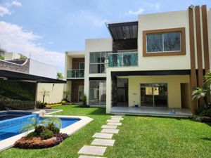 Casa en Venta en Extensión Vista Hermosa Cuernavaca