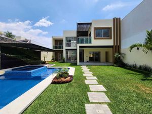 Casa en Venta en Extensión Vista Hermosa Cuernavaca