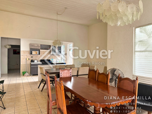 ¡Increíble oportunidad! Casa en venta a solo 3 cuadras del Blvd y Chedraui.