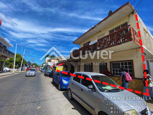 Invierta en el Centro de Tampico con estos locales y departamentos en venta.