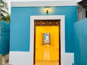 VENTA DE CASA TIPO COLONIAL RESTAURADA EN EL CENTRO