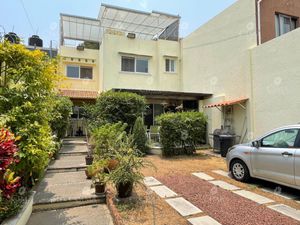 Casa en Venta en Lomas de Tzompantle Cuernavaca