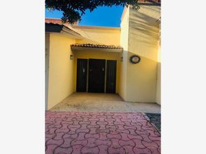 Casa en venta en Av la Rica 1, Villas del Mesón, 76226 Santa Rosa Jáuregui,  Qro., México. Hotel Misión Grand Juriquilla Querétaro, Comex, MaxiAzul