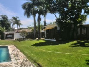 Casa en Venta en San Miguel Acapantzingo Cuernavaca
