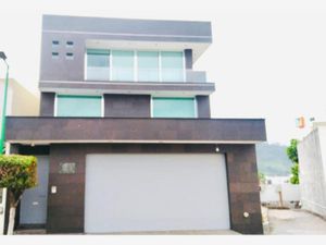 Casa en venta en Venta DE Casa U Oficina EN Real MIL Cumbres Morelia  Michoacan 1, Real Mil Cumbres, Morelia, Michoacán de Ocampo, 58270.