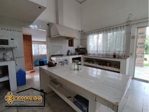 Casa en Venta en El Paraje Texcal Jiutepec