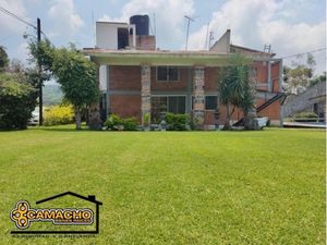 Casa en Venta en El Paraje Texcal Jiutepec