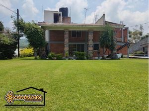 Casa en Venta en El Paraje Texcal Jiutepec