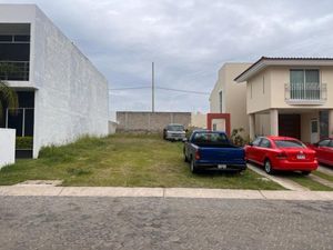 Terreno en Venta en El Alcázar (Casa Fuerte) Tlajomulco de Zúñiga