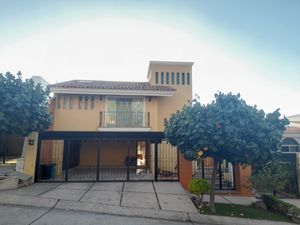 Casa en Venta en Bugambilias Zapopan