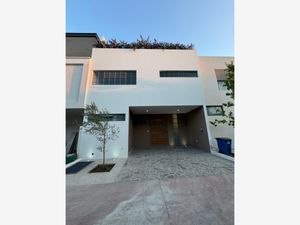 Casa en Venta en Solares Zapopan