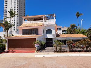 Casa en Venta en Las Palmas Mazatlán