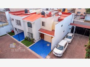 Casa en Venta en El Colli Urbano 1a. Sección Zapopan