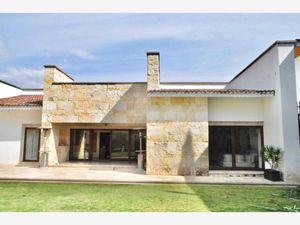 Casa en Venta en Country Club Gran Jardín León