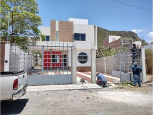 Casa en Venta en Granjas Banthí Sección Solares San Juan del Río