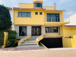 Casa en Venta en Colinas del Bosque Tlalpan