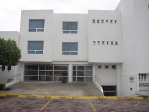Edificio en Renta en Pueblo Nuevo Corregidora