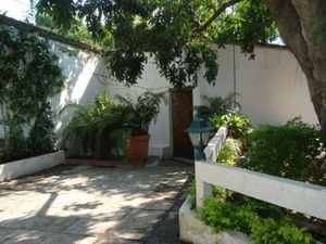 Casa en Venta en Palmira Tinguindin Cuernavaca