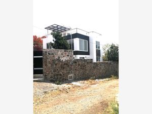 Casa en Venta en Ocotepec Cuernavaca