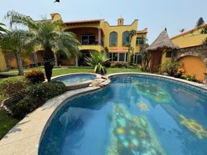 Casa en Venta en Junto al Río Temixco