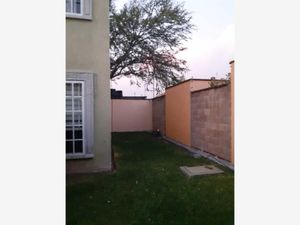 Casa en Venta en Conjunto Habitacional Campo Verde Temixco