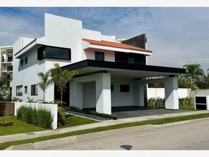 Casa en Venta en Paraíso Country Club Emiliano Zapata