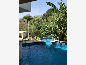 Casa en Venta en Lomas de Tzompantle Cuernavaca