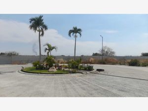 Casa en Venta en Colinas de Santa Fe Xochitepec