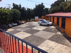 Edificio en Venta en Lomas de Ahuatlán Cuernavaca