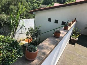 Casa en Venta en Lomas de Tzompantle Cuernavaca