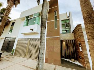 Casa en Venta en Residencial Punta del Este León