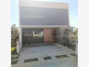 Casa en Venta en La Cima Zapopan