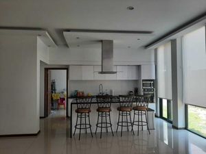 Casa en Venta en Valle Imperial Zapopan