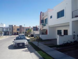 Casa en Venta en La Cima Zapopan