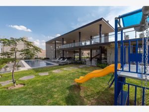 Casa en Venta en Real de Valdepeñas Zapopan